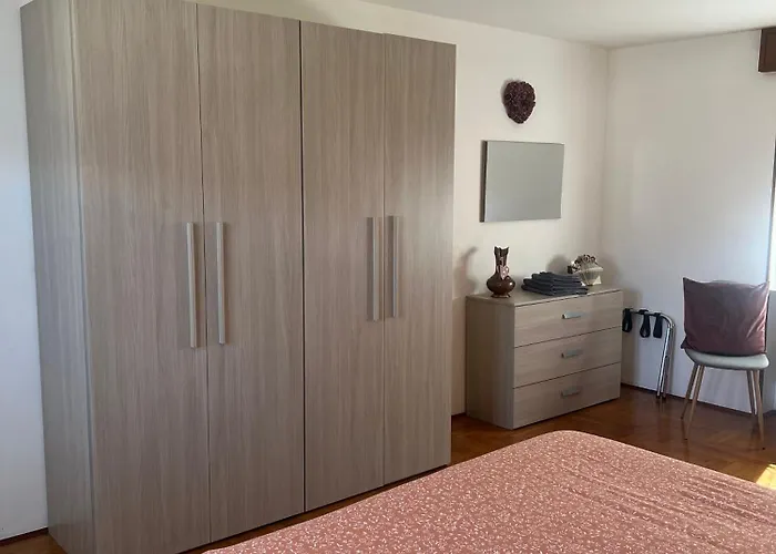 Chez Carlo 2.0 Apartment